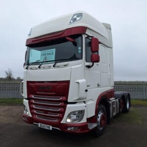 2021-daf-xf530-superspace-red-white-sold-fhe-06