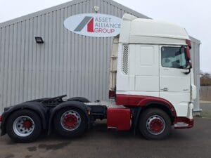 2021-daf-xf530-superspace-red-white-sold-fhe-09