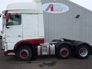 2021-daf-xf530-superspace-red-white-sold-fhe-11