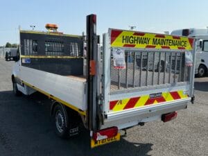 2021-mercedes-benz-sprinter-dropside-img_5330