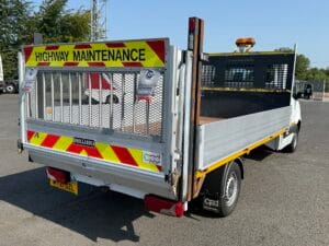 2021-mercedes-benz-sprinter-dropside-img_5331