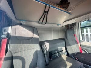 2020-daf-cf530-dg70auv-8