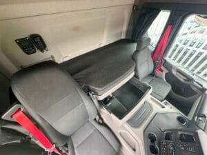 2022-scania-tailift-curtainsider-sold-bg72vae-11