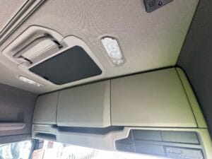 2022-scania-tailift-curtainsider-sold-bg72vae-13