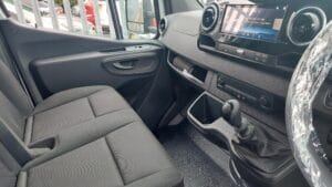 2024-74-plate-mercedes-3-5-tonne-315cdi-tail-lift-curtainsider-nk74-vrn-2