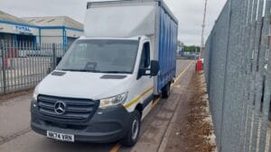 2024-74-plate-mercedes-3-5-tonne-315cdi-tail-lift-curtainsider-nk74-vrn-8