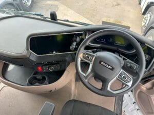 2022-daf-xg530-20250613_151810098_ios-1