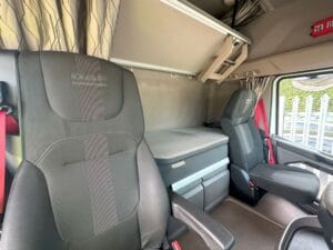 2022-daf-xf480-20250613_152704330_ios