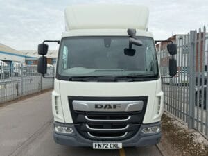 2022-daf-lf180-7-5t-box-20250724_141037747_ios