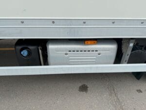 2022-daf-lf180-7-5t-box-20250724_141149294_ios