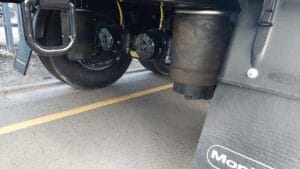 year-2025-montracon-13-6m-tri-axle-4-2m-high-enxl-rated-curtainsider-aag51114-8