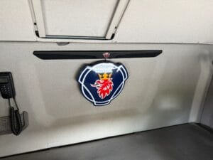 2017-scania-s730-img-20250910-wa0020