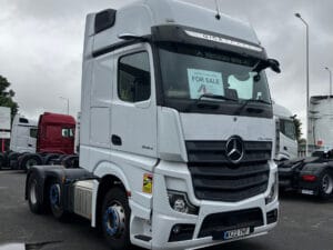 Mercedes Actros 2553