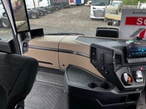 2022-mercedes-actros-2553-img_1506