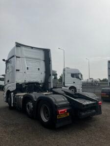 2022-mercedes-actros-2553-img_2143-scaled