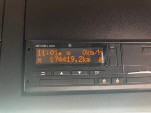 2022-mercedes-actros-2553-img_2149-scaled