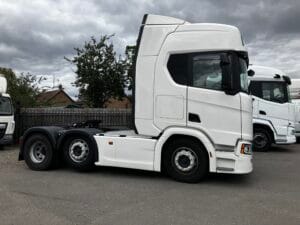 2022-scania-r500-img_2398-scaled