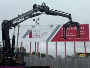 2020-69-mercedes-arcos-2527-brick-crane-img_5453