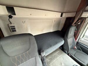 2019-daf-cf340-box-11-1