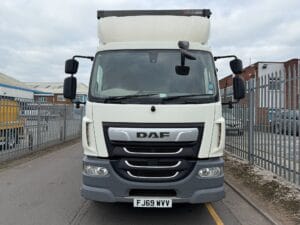 2019-daf-lf230-2-3