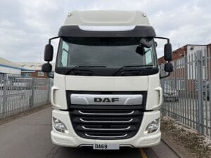 2019-daf-cf340-box-2-5