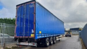 2016-montracon-tri-axle-4-7m-enxl-rated-curtainsider-aag-1161-5