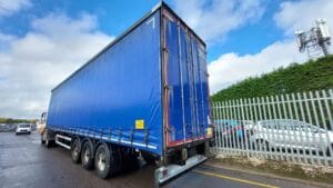 2016-montracon-tri-axle-4-7m-enxl-rated-curtainsider-aag-1161-8