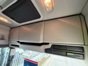 2022-scania-r500-20250918_152621637_ios