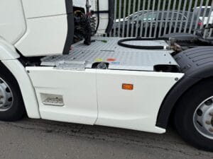 2022-scania-r500-20250918_152759179_ios