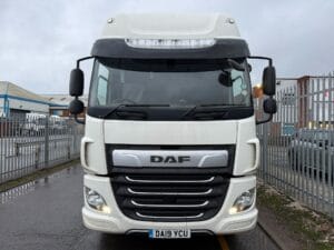 2019-daf-cf260-20251112_160326496_ios