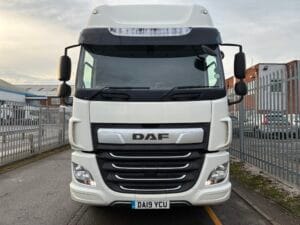 2019-daf-cf260-4x2-space-cab-box-rigid-20260114_142914520_ios