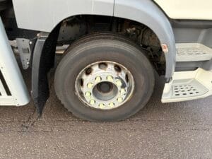 2019-daf-cf260-4x2-space-cab-box-rigid-20260114_143404851_ios