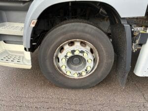 2019-daf-cf260-4x2-space-cab-box-rigid-20260114_143805152_ios