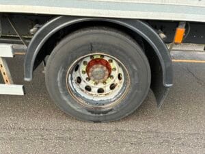 2019-daf-cf260-4x2-space-cab-box-rigid-20260114_143813122_ios