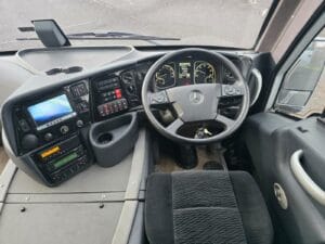 2022-mercedes-benz-unvi-voyager-gt-30-seat-coach-16