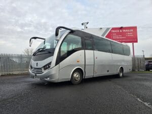 2022-mercedes-benz-unvi-voyager-gt-30-seat-coach-2
