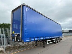 2017-montracon-curtainsider-20250918_111026824_ios-scaled