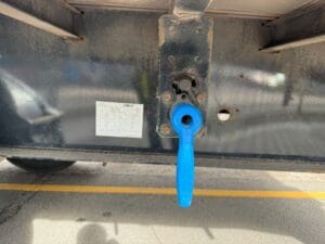 2017-montracon-curtainsider-20250918_111109917_ios-scaled