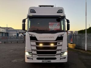 2022-scania-r500-20251029_165218790_ios
