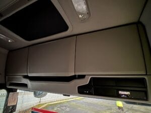 2022-scania-r500-20251029_165413784_ios