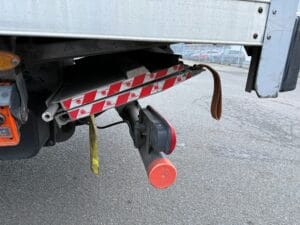 2022-daf-lf180-20251126_153508733_ios