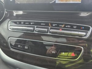 2022-mercedes-vito-300-sport-d-img-20251215-wa0011