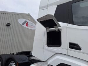 2022-daf-xf480-new-generation-mid-lift-6x2-unit-sold-1000028947