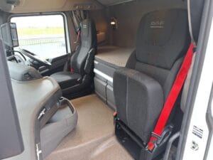 2022-daf-xf480-new-generation-mid-lift-6x2-unit-sold-1000028993