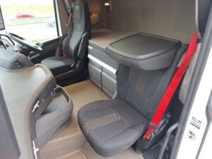 2022-daf-xf480-new-generation-mid-lift-6x2-unit-sold-1000028996