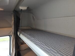 2022-daf-xf480-new-generation-mid-lift-6x2-unit-sold-1000028999