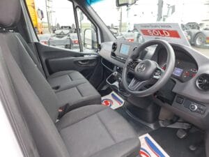 2022-72-plate-mercedes-dropside-315-cdi-1000029614