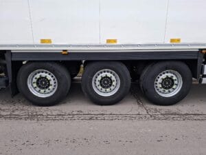 2019-schmitz-fridge-12