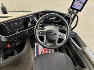 2022-72-plate-xf480-ngd-high-cab-daf-20260114_110449471_ios