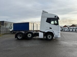 2022-72-plate-xf480-ngd-high-cab-daf-20260114_110811239_ios